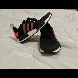 💕ADIDAS💕 NMD SNEAKERS